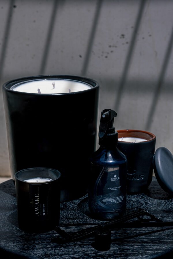 VELA BLACK  MONGUI 3000 ML